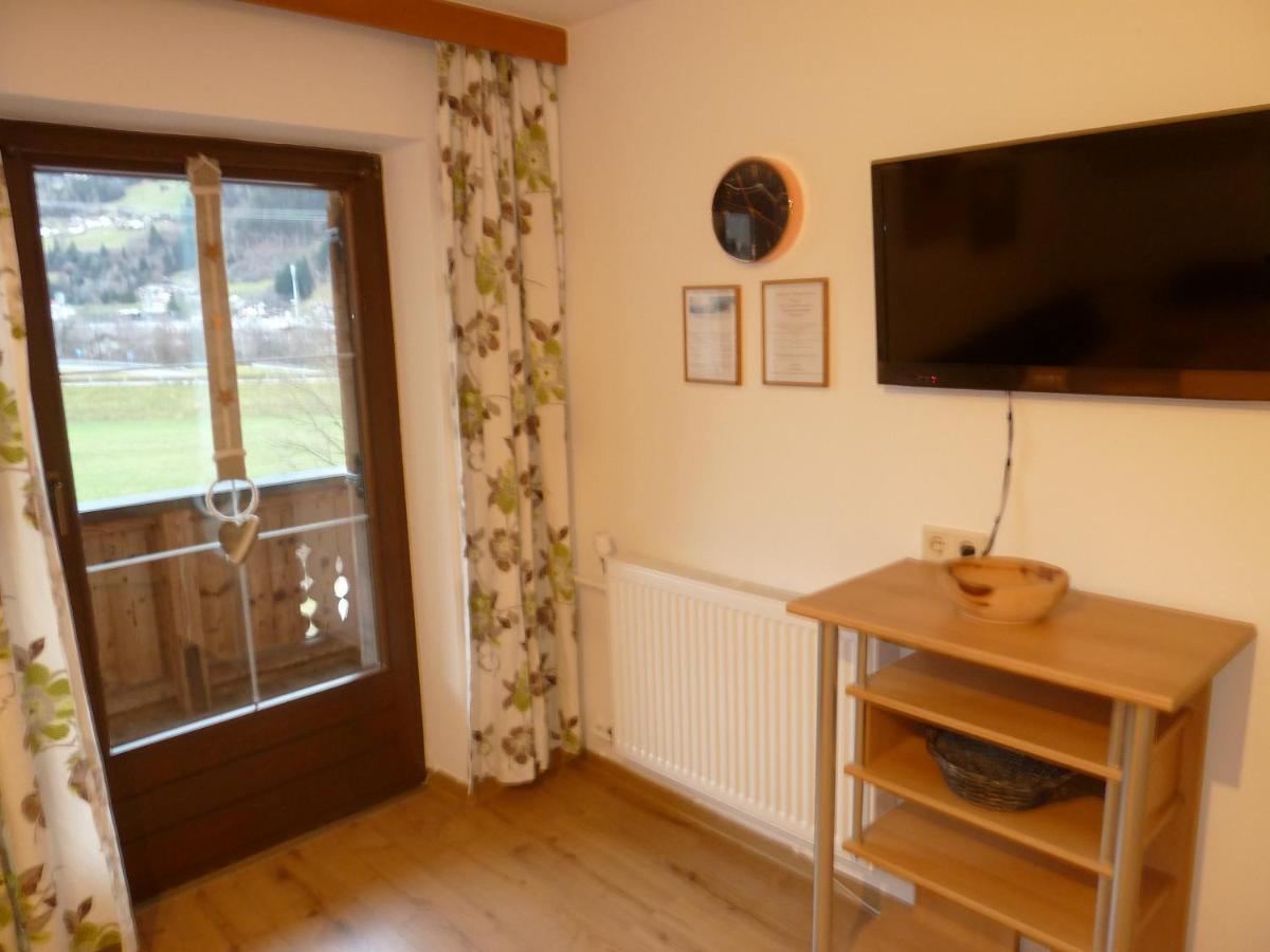 Hauser Apartament *